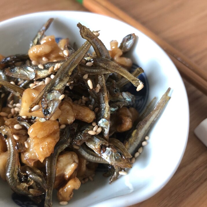 お節にも*田作り*ごまめとくるみの炒め煮